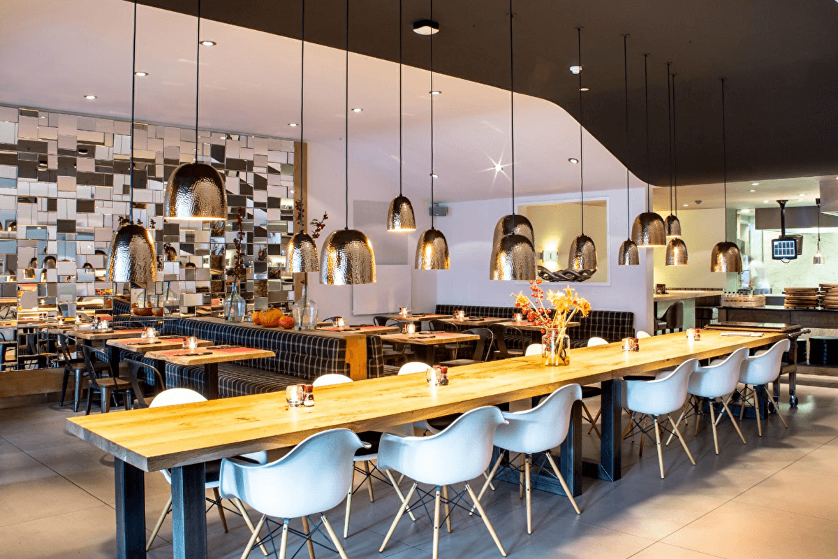 Kwelling uitstulping club Restaurant | Boutique Hotel Corona | Den Haag Centrum